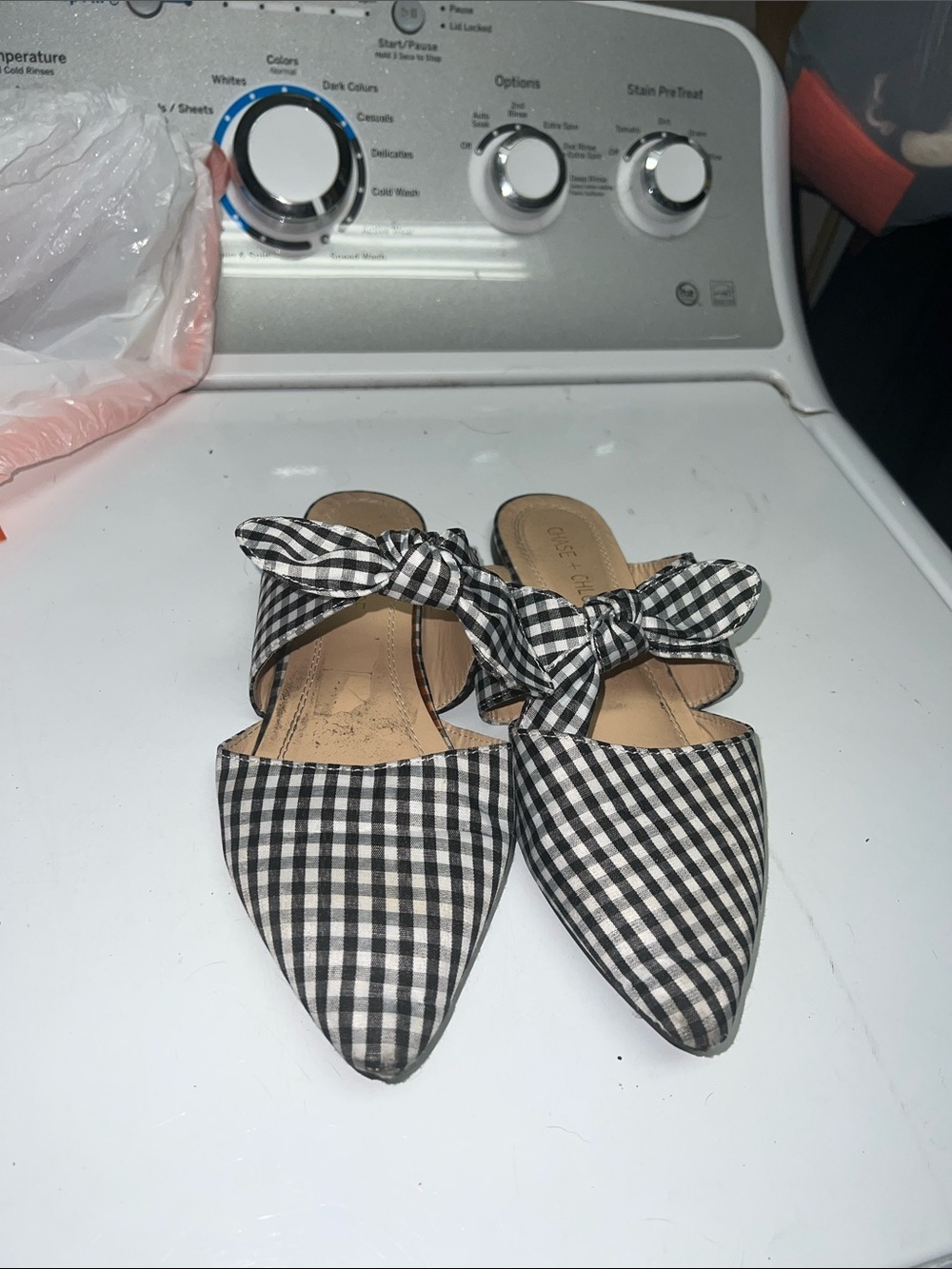 Chase + Chloe Black & White Gingham Bow Pointed Mules